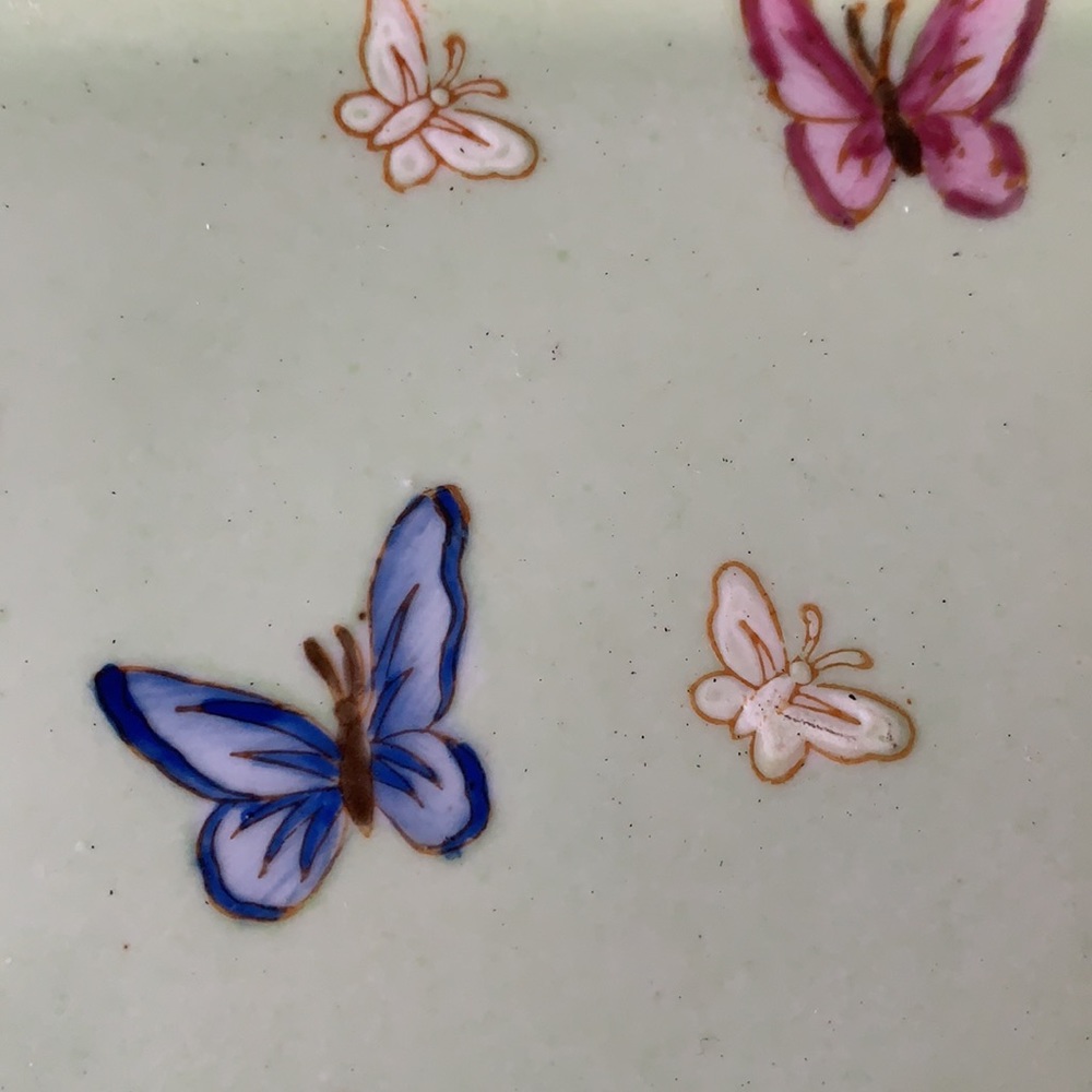 Trinket tray for glasses, jewelry, keys & more - butterflies - Picture 6 of 8